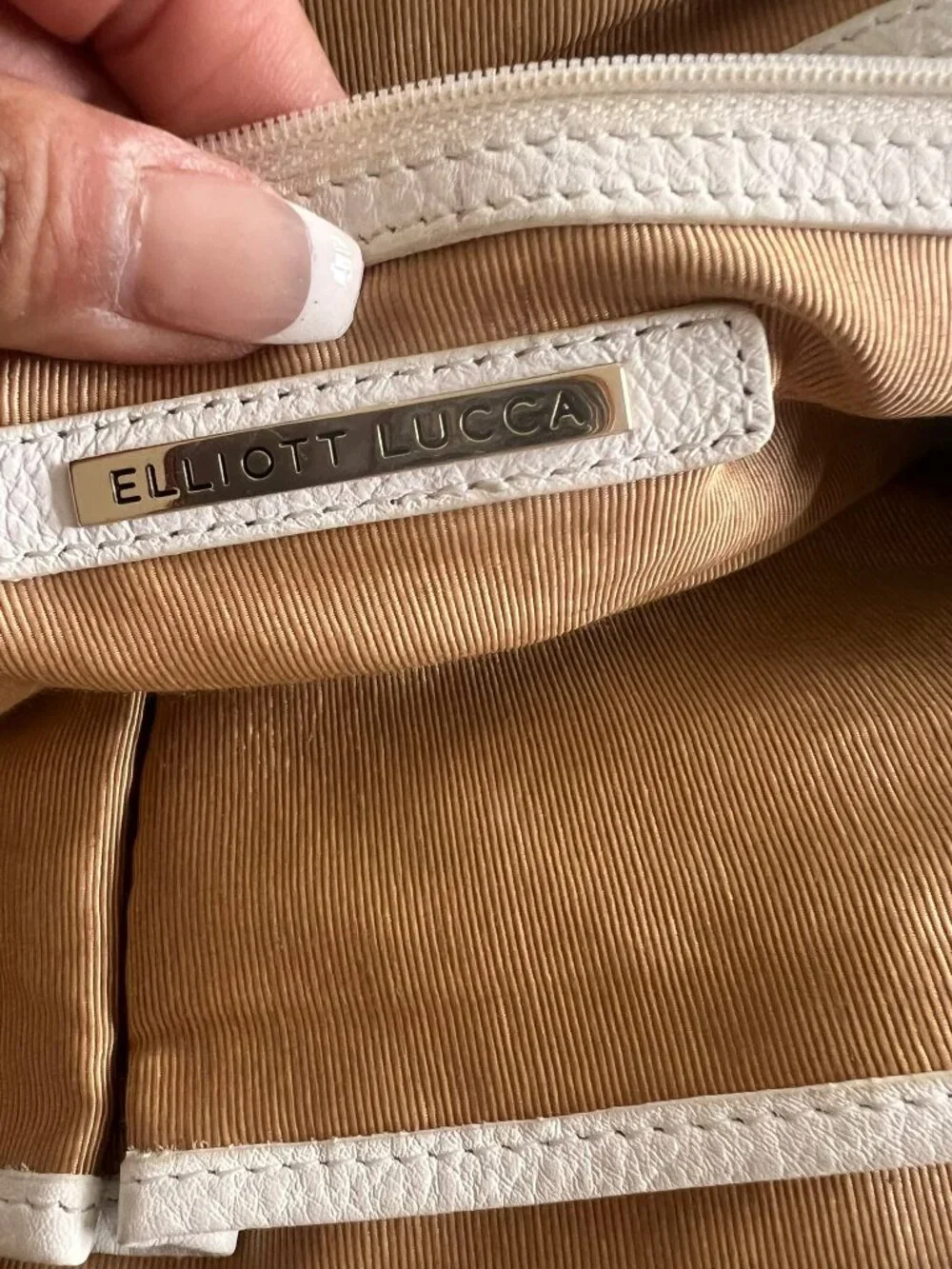 VINTAGE ELLIOTT LUCCA WOVEN SATCHEL BAG CLASP CLOSURE